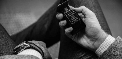 Smelling Sexy: The Definitive Guide to Buying a Great Cologne